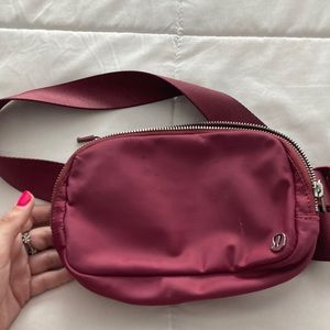 Lululemon Fannypack has small stain